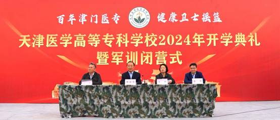 圖片包含 游戲機, 沙發描述已自動生成