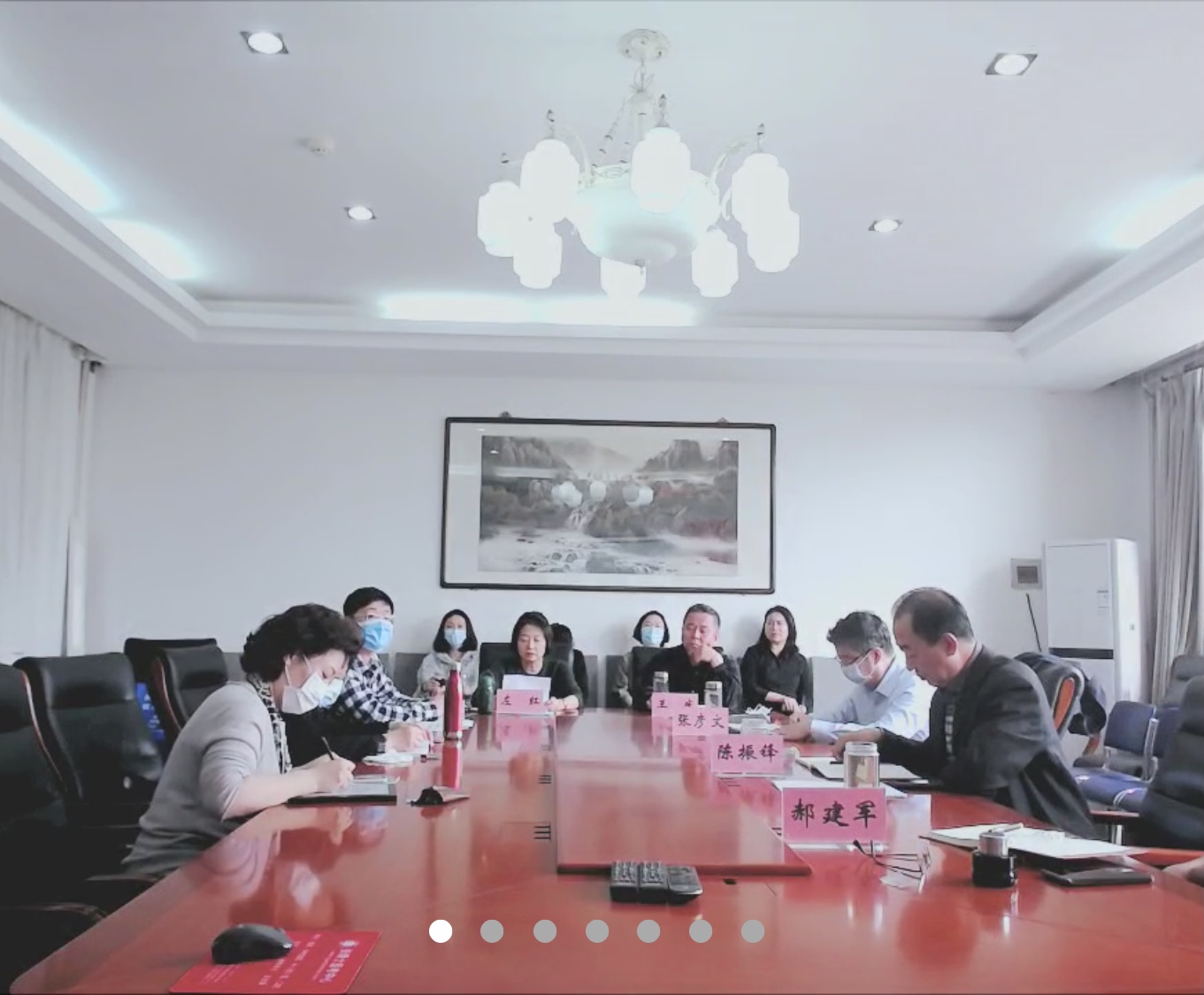 e96eb5ef92a12bf8650741985a3135b